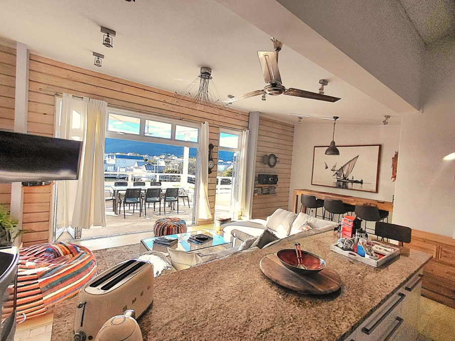 1 Bedroom Property for Sale in Thesen Islands Western Cape